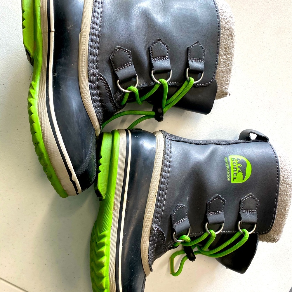 Sorel snow boots